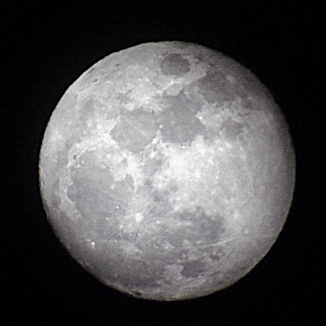 Waxing Gibbous 1-14-14 at US Store